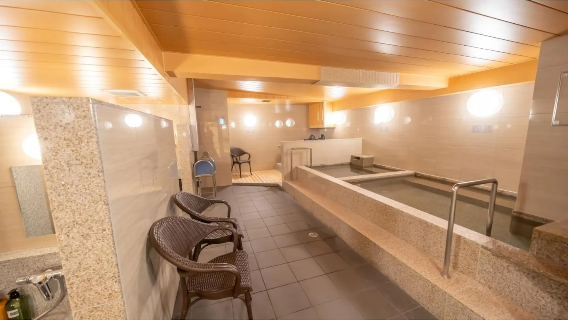 Shinsaibashi Arty Inn - Vacation Stay 75118V Осака 0*,  Япония