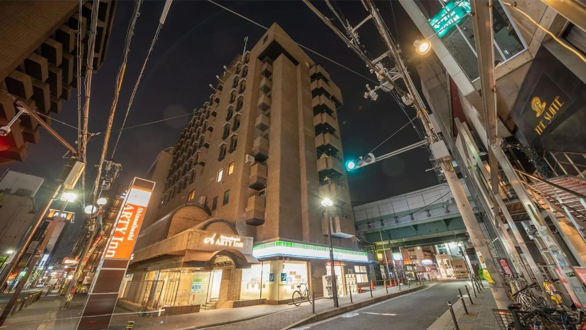 מלון אוסקה Shinsaibashi Arty Inn - Vacation Stay 75118V